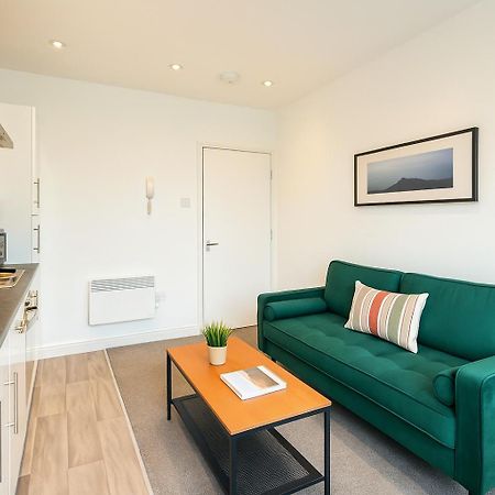 2 Bedroom Apartment Near City Centre, Uni & Parks! Cardiff Zewnętrze zdjęcie
